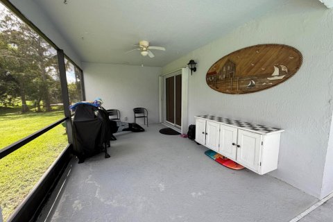 House in Wellington, Florida 3 bedrooms, 160.54 sq.m. № 2401250 - photo 23