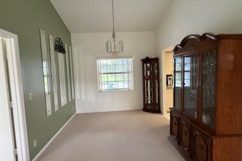 House in Wellington, Florida 3 bedrooms, 160.54 sq.m. № 2401250 - photo 7