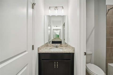 Casa en venta en Eustis, Florida, 4 dormitorios, 185.9 m2 № 1659557 - foto 25