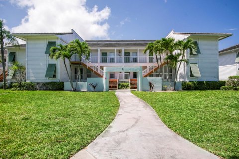 Condo in Palm Beach Gardens, Florida, 1 bedroom  № 2260974 - photo 2