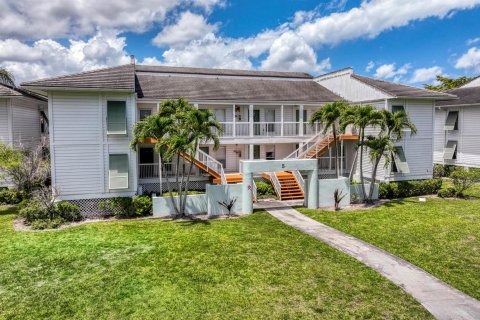Condo in Palm Beach Gardens, Florida, 1 bedroom  № 2260974 - photo 18