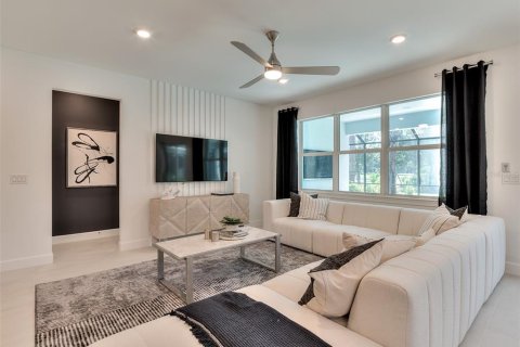 House in Englewood, Florida 3 bedrooms, 184.04 sq.m. № 1847440 - photo 12
