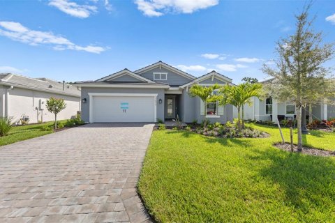 House in Englewood, Florida 3 bedrooms, 184.04 sq.m. № 1847440 - photo 1
