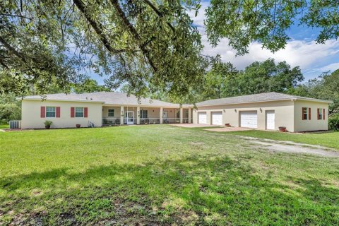 Villa ou maison à vendre à Eustis, Floride: 5 chambres, 353.21 m2 № 1787426 - photo 1