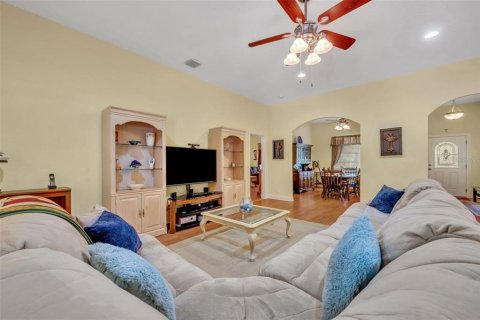 Villa ou maison à vendre à Eustis, Floride: 5 chambres, 353.21 m2 № 1787426 - photo 12