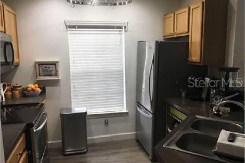 Condo in Orlando, Florida, 3 bedrooms  № 1673192 - photo 3