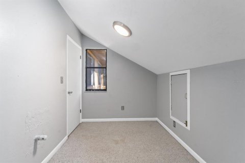 Townhouse in Gainesville, Florida 2 bedrooms, 106.93 sq.m. № 1614422 - photo 23