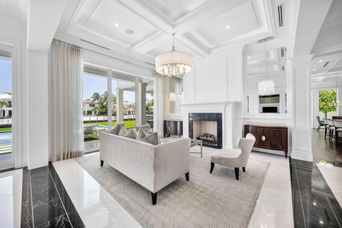 House in Boca Raton, Florida 5 bedrooms, 843 sq.m. № 2185178 - photo 11