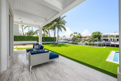 House in Boca Raton, Florida 5 bedrooms, 843 sq.m. № 2185178 - photo 26