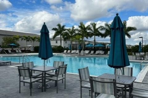 Купить таунхаус в Хомстед, Флорида 3 спальни, 133.97м2, № 2005392 - фото 17