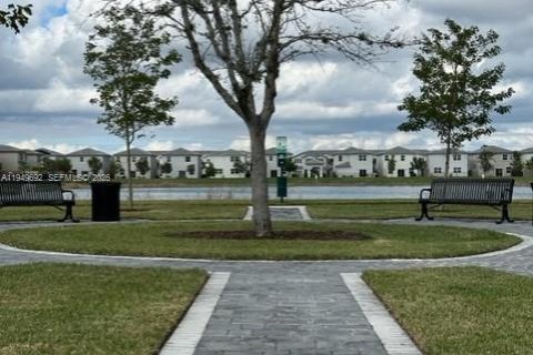 Купить таунхаус в Хомстед, Флорида 3 спальни, 133.97м2, № 2005392 - фото 16