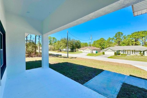 House in Citrus Springs, Florida 3 bedrooms, 142.05 sq.m. № 1518976 - photo 5