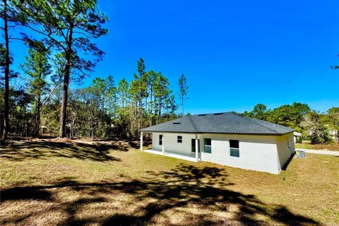 House in Citrus Springs, Florida 3 bedrooms, 142.05 sq.m. № 1518976 - photo 8