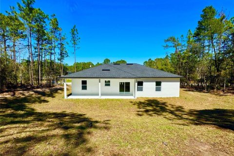 House in Citrus Springs, Florida 3 bedrooms, 142.05 sq.m. № 1518976 - photo 6