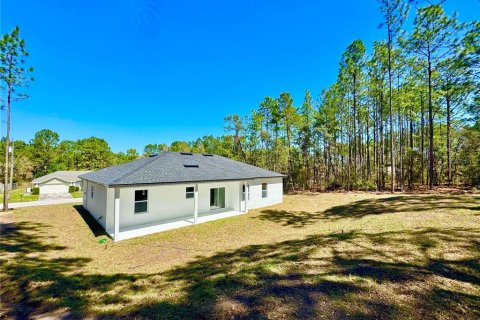 House in Citrus Springs, Florida 3 bedrooms, 142.05 sq.m. № 1518976 - photo 7