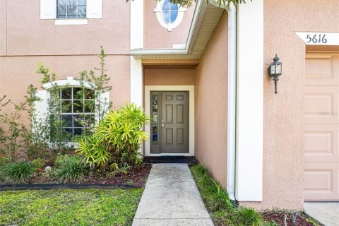 House in Sanford, Florida 5 bedrooms, 250.84 sq.m. № 1912593 - photo 8