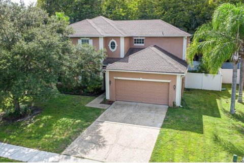 House in Sanford, Florida 5 bedrooms, 250.84 sq.m. № 1912593 - photo 4