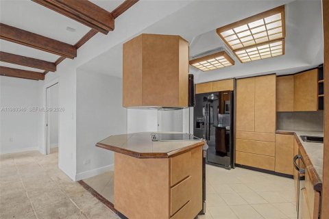 Casa en venta en Miami, Florida, 4 dormitorios, 253.62 m2 № 2049173 - foto 12