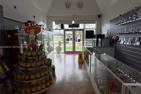 Propiedad comercial en venta en Hollywood, Florida № 2087567 - foto 5