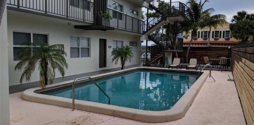 Condominio en Fort Lauderdale, Florida, 2 dormitorios № 1178589