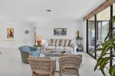 Copropriété à vendre à Boynton Beach, Floride: 3 chambres, 127.65 m2 № 2077363 - photo 8