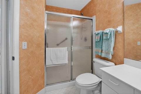 Copropriété à vendre à Boynton Beach, Floride: 3 chambres, 127.65 m2 № 2077363 - photo 17