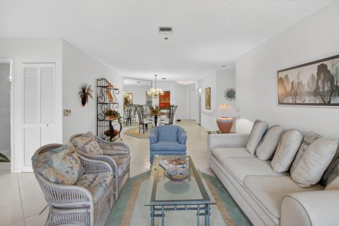 Copropriété à vendre à Boynton Beach, Floride: 3 chambres, 127.65 m2 № 2077363 - photo 9
