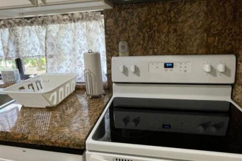 Copropriété à vendre à Sunny Isles Beach, Floride: 1 chambre, 71.26 m2 № 2035356 - photo 8