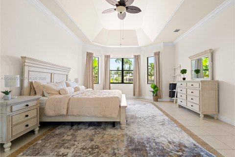 House in Davie, Florida 4 bedrooms, 392.51 sq.m. № 2003672 - photo 19