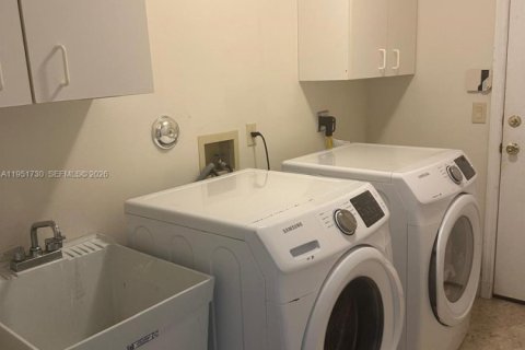 Casa en alquiler en Boca Raton, Florida, 4 dormitorios, 216 m2 № 2006387 - foto 16