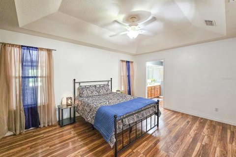 House in Keystone Heights, Florida 3 bedrooms, 174.56 sq.m. № 1787420 - photo 23