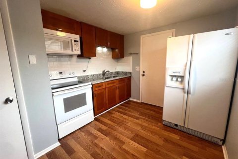 Casa en alquiler en Thonotosassa, Florida, 2 dormitorios, 65.22 m2 № 1740616 - foto 6
