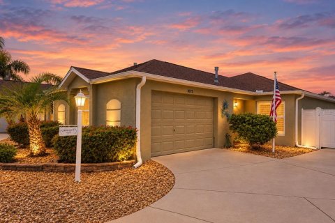 Casa en The Villages, Florida 2 dormitorios, 116.87 m2 № 2368775