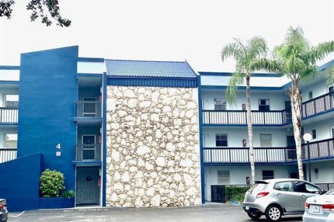 Copropriété à vendre à Margate, Floride: 2 chambres, 89 m2 № 2078077 - photo 4