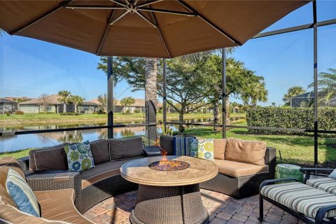 House in Venice, Florida 3 bedrooms, 253.16 sq.m. № 1557156 - photo 21