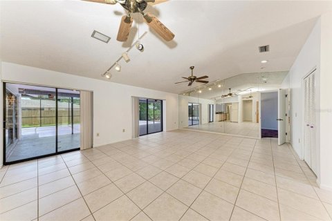 Villa ou maison à vendre à Sarasota, Floride: 3 chambres, 215.9 m2 № 2151520 - photo 8