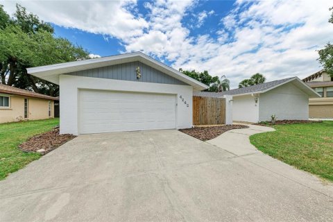 Villa ou maison à vendre à Sarasota, Floride: 3 chambres, 215.9 m2 № 2151520 - photo 2