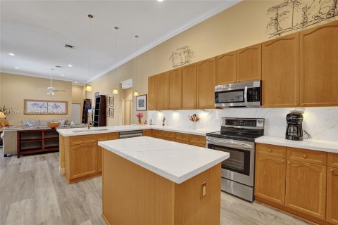 Villa ou maison à vendre à Weston, Floride: 5 chambres, 310.29 m2 № 2042743 - photo 7