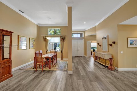 Villa ou maison à vendre à Weston, Floride: 5 chambres, 310.29 m2 № 2042743 - photo 15