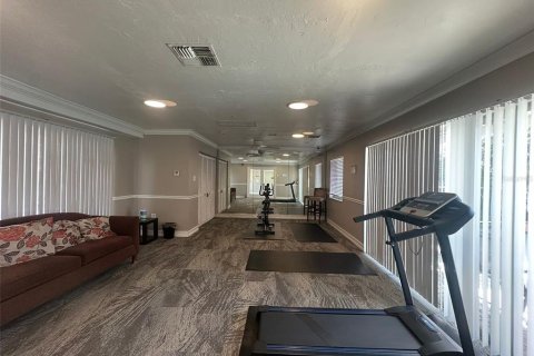 Condo in Fort Myers, Florida, 2 bedrooms  № 1525673 - photo 23