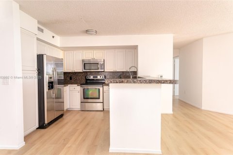 Condominio en venta en Aventura, Florida, 3 dormitorios, 122.63 m2 № 1930831 - foto 5