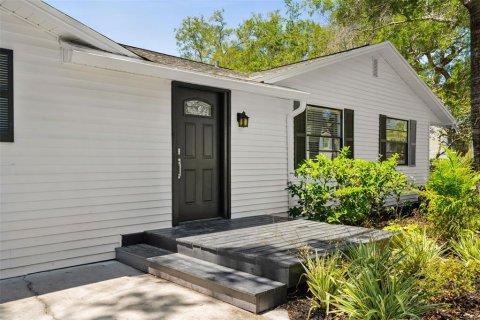 Villa ou maison à vendre à Tampa, Floride: 3 chambres, 163.14 m2 № 2218262 - photo 6