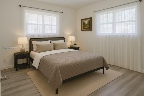 Villa ou maison à vendre à Hollywood, Floride: 2 chambres, 102.01 m2 № 1825579 - photo 4