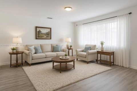 Villa ou maison à vendre à Hollywood, Floride: 2 chambres, 102.01 m2 № 1825579 - photo 1