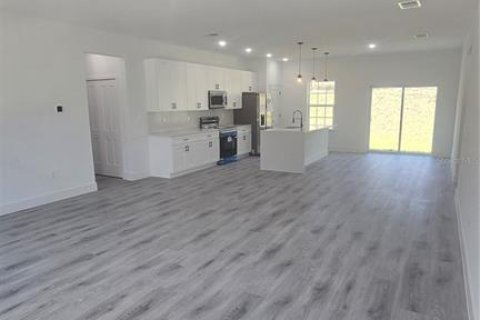House in Citrus Springs, Florida 4 bedrooms, 164.81 sq.m. № 2100907 - photo 7