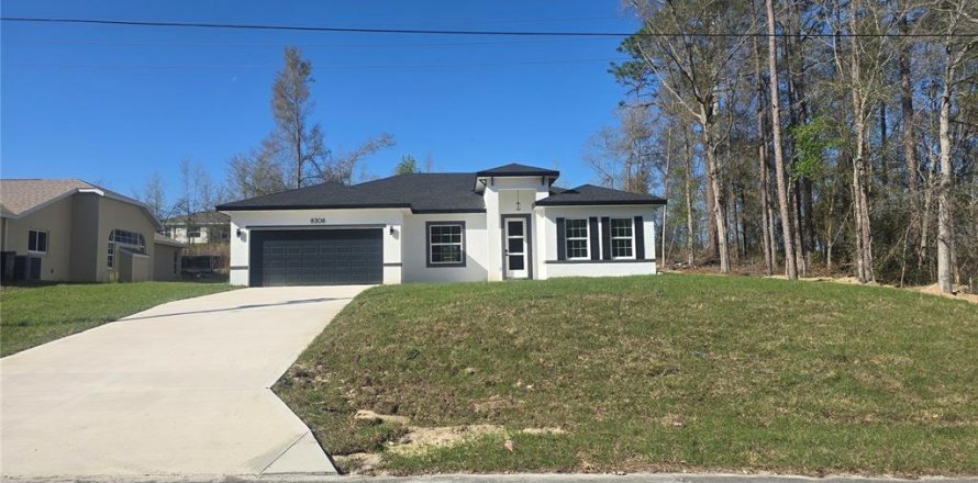 House in Citrus Springs, Florida 4 bedrooms, 164.81 sq.m. № 2100907