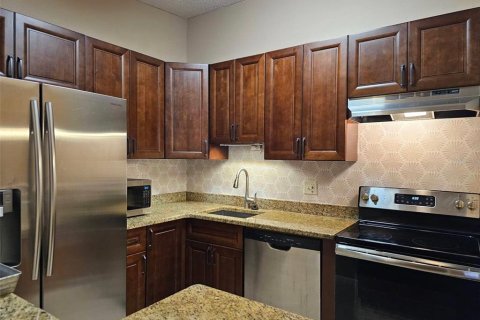 Купить кондоминиум в Темпл-Террас, Флорида 7 комнат, 103.86м2, № 1905972 - фото 10