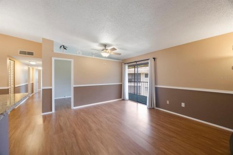 Купить кондоминиум в Темпл-Террас, Флорида 7 комнат, 103.86м2, № 1905972 - фото 4