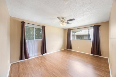 Купить кондоминиум в Темпл-Террас, Флорида 7 комнат, 103.86м2, № 1905972 - фото 16