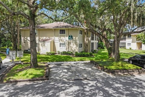 Купить кондоминиум в Темпл-Террас, Флорида 7 комнат, 103.86м2, № 1905972 - фото 3